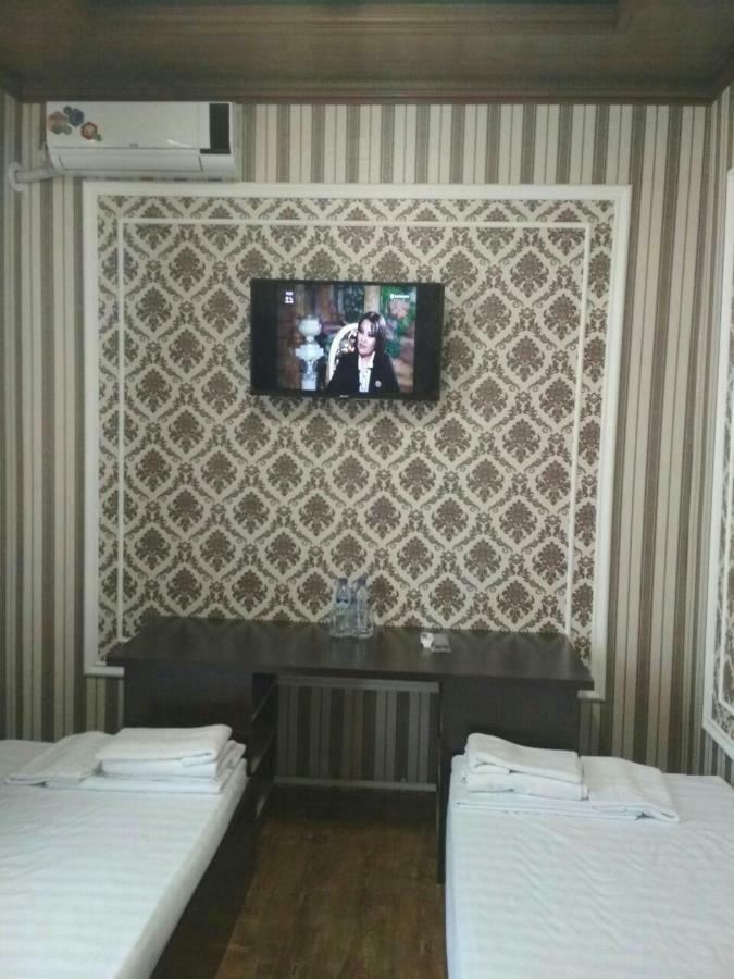 hostel Farovon Marghilon Buitenkant foto